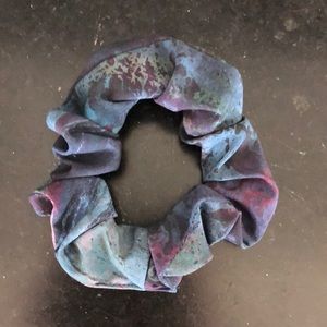 Limited edition lululemon scrunchie!!